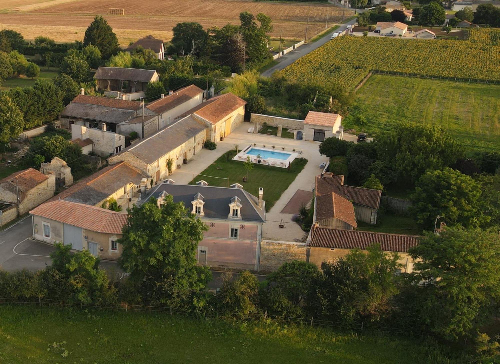 La Galuche Bed and Breakfast Angliers  Buitenkant foto