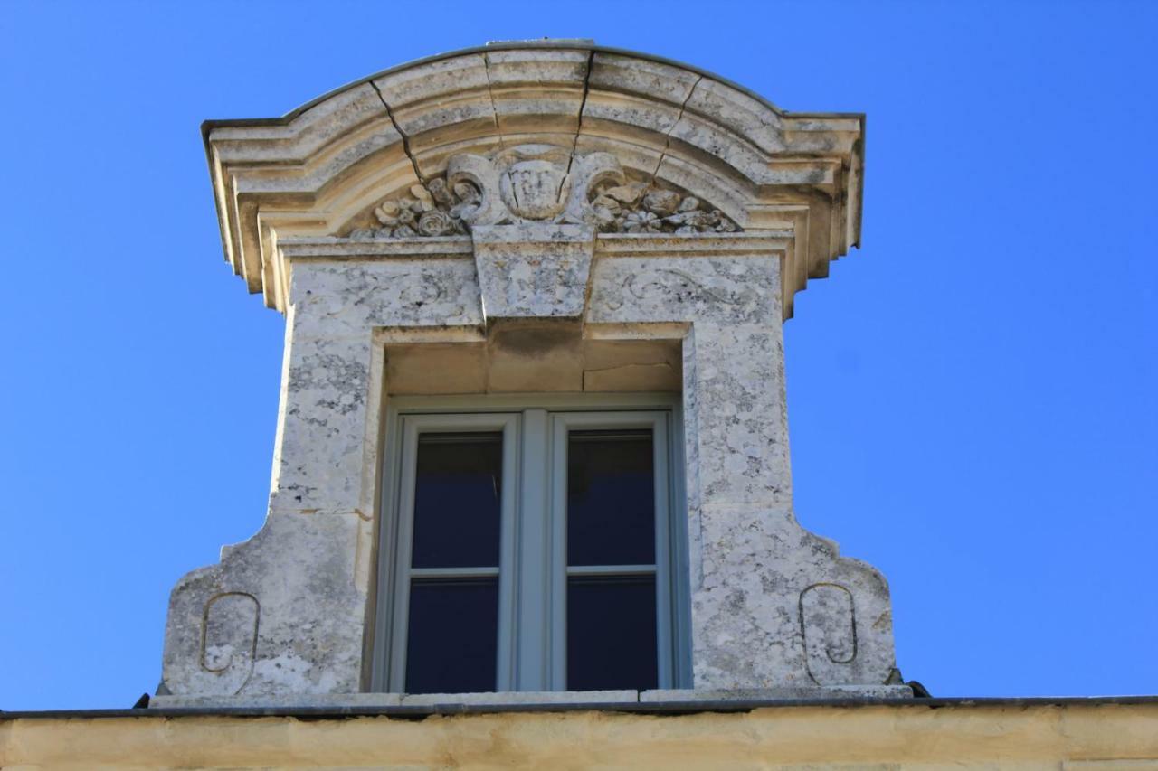 La Galuche Bed and Breakfast Angliers  Buitenkant foto